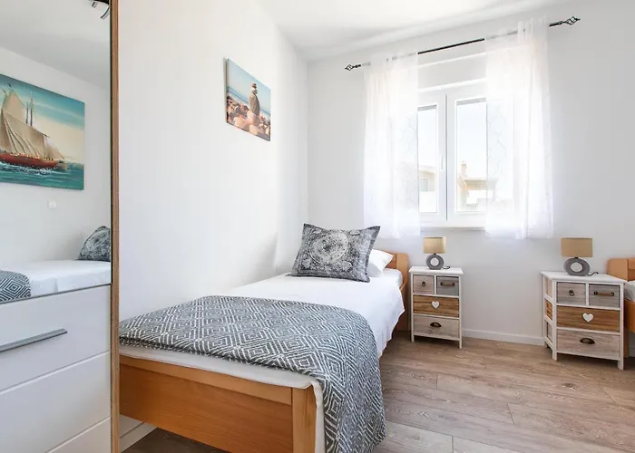 Sunny Island Apartament *