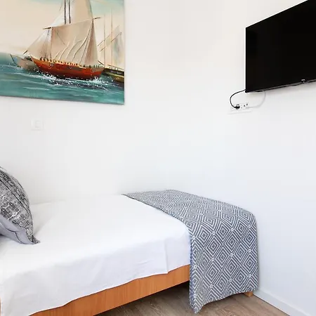 Apartment Sunny Island